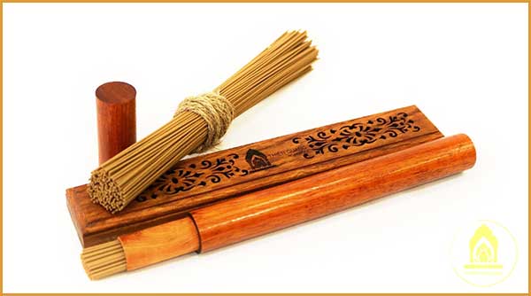 Bộ nhang trầm hương không tăm đặc biệt kèm khay gỗ đốt trầm | Trầm Hương Thiên Quang | Tramhuongthienquang.com