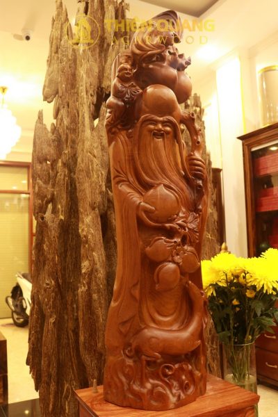 Trầm Hương Thiên Quang