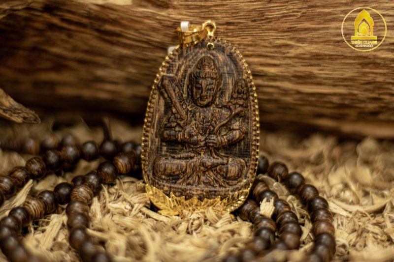 Trầm Hương Thiên Quang