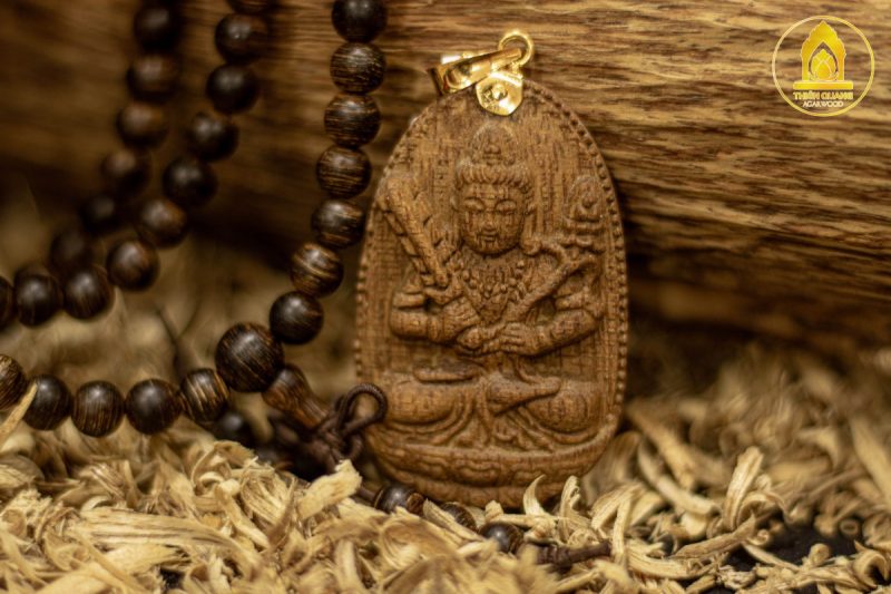 Trầm Hương Thiên Quang