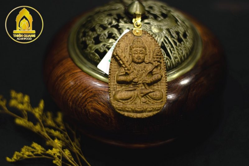 Trầm Hương Thiên Quang