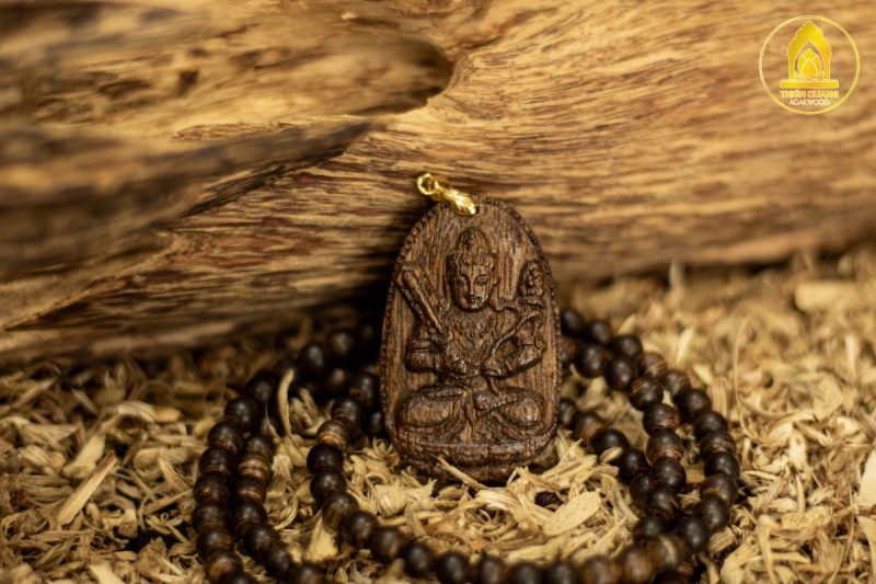 Trầm Hương Thiên Quang