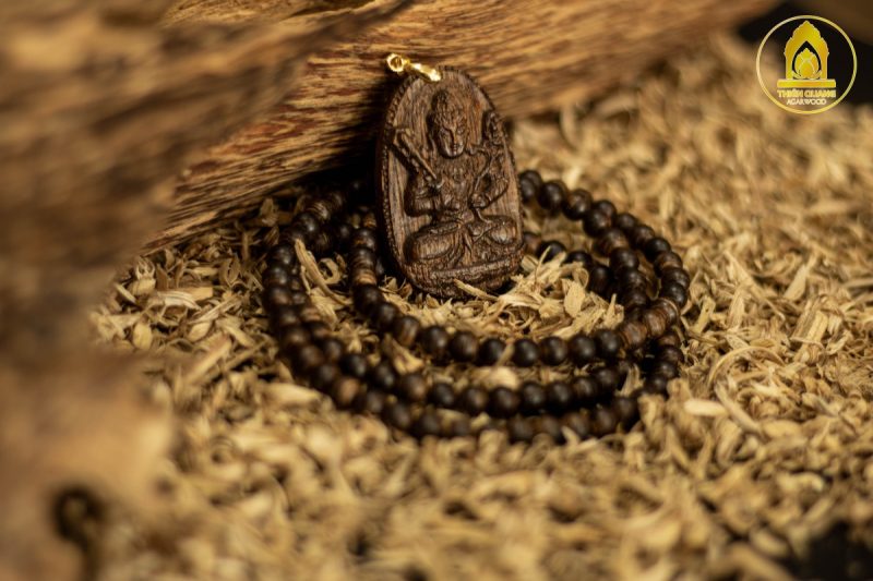 Trầm Hương Thiên Quang